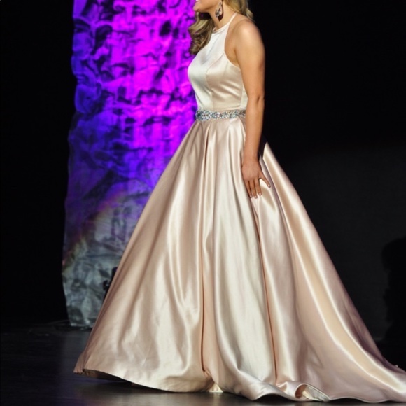 Sherri Hill Grad/Prom dress - Picture 4 of 4